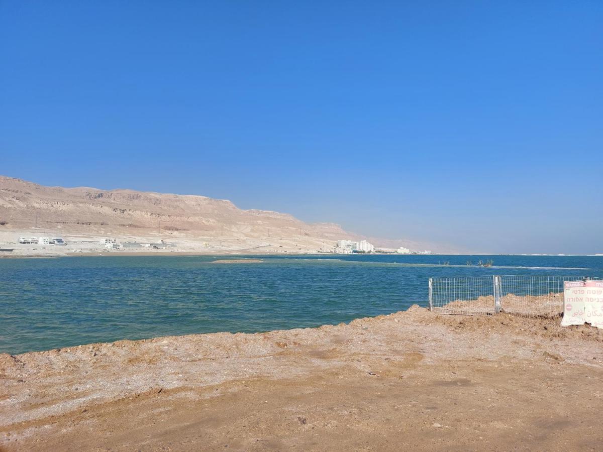 המקום של כרמית Neve Zohar Exterior foto